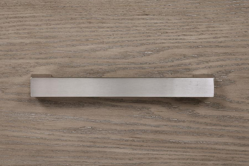 Kenora - 6-Drawer Dresser