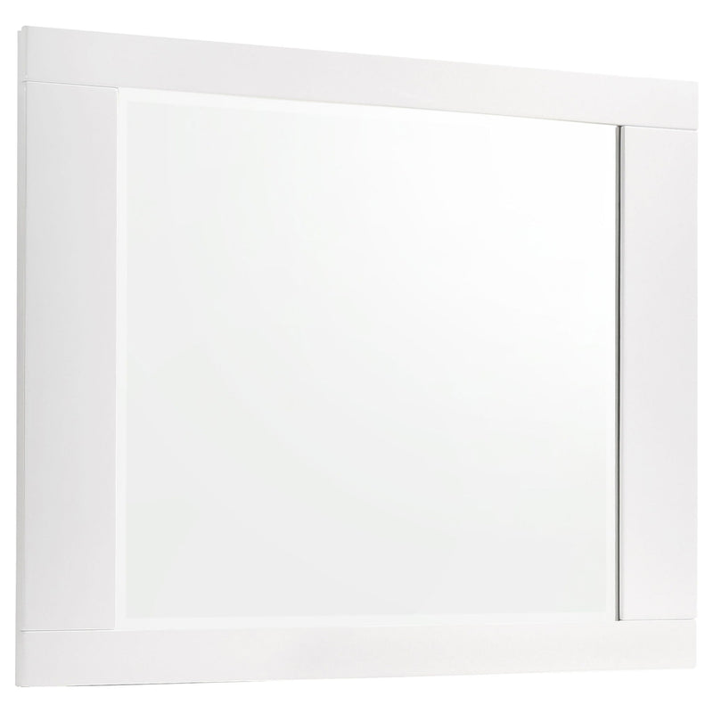 Dulcey - Bedroom Set With LED