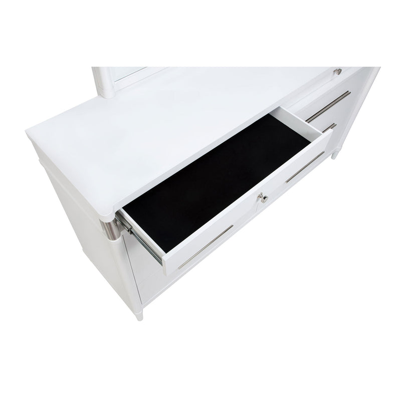 Robinson - 8 Drawer Dresser - White