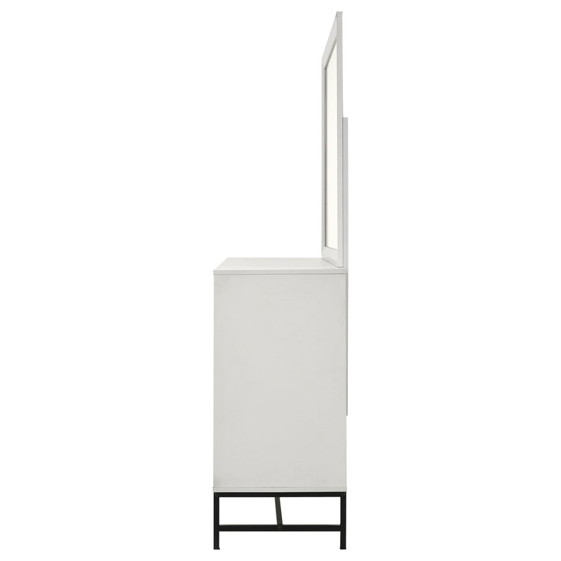 Taraval - 6 Drawer Dresser With Mirror - White