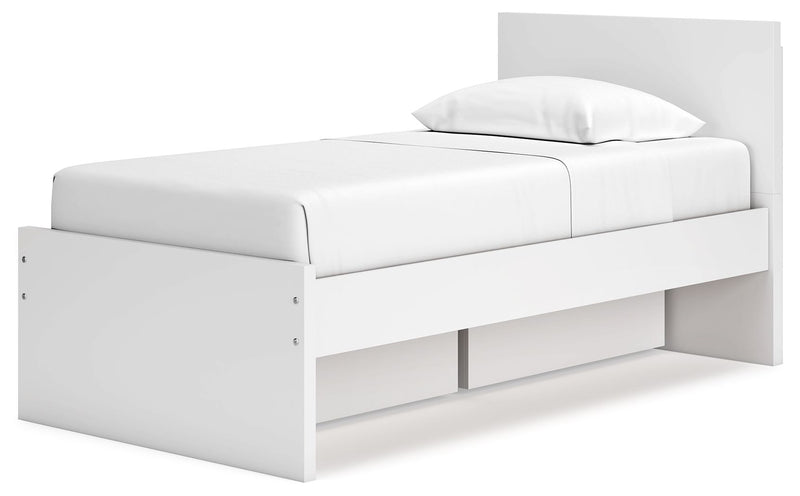 Onita - Panel Platform Bed