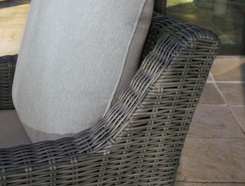 Elite Park - Swivel Lounge w/ Cushion - Gray