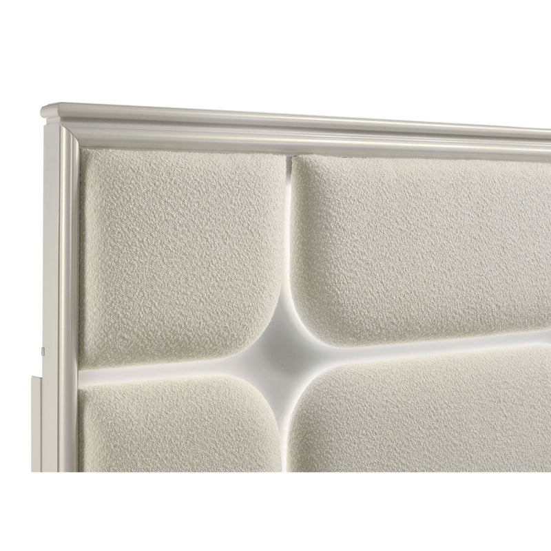 Gwendolyn - Queen Panel Bed With LED Headboard - White