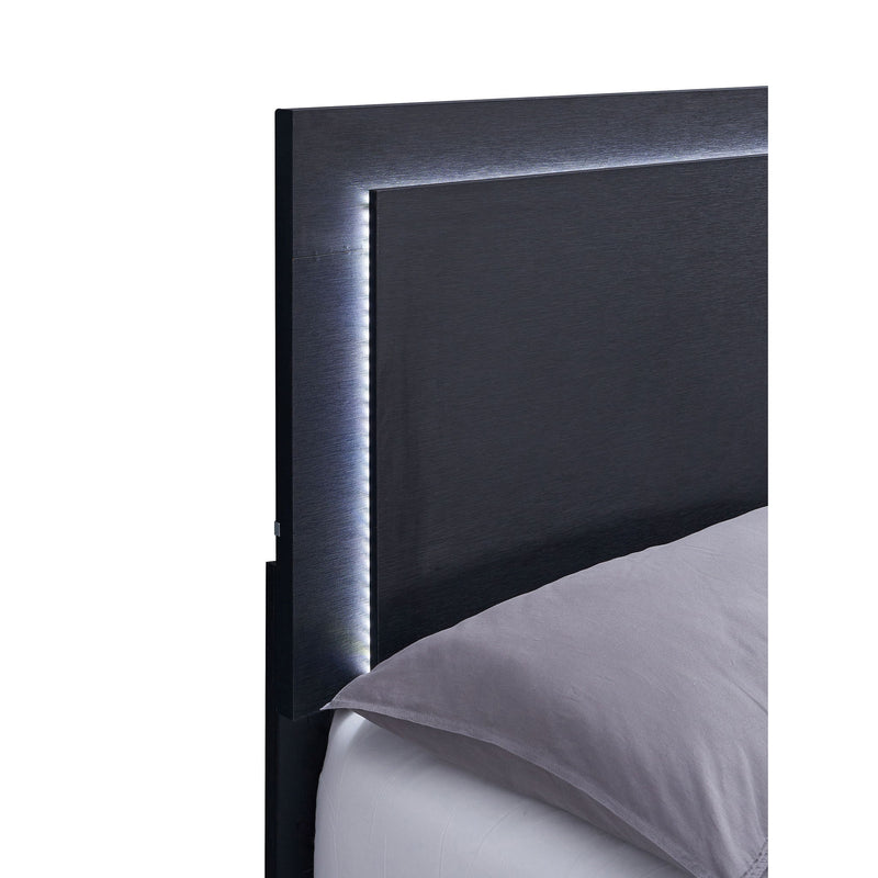 Bedroom Set With Accents