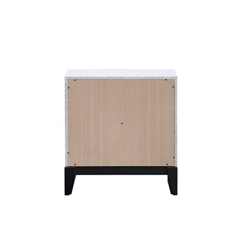 Glasgow - Nightstand With English Dovetail Drawers