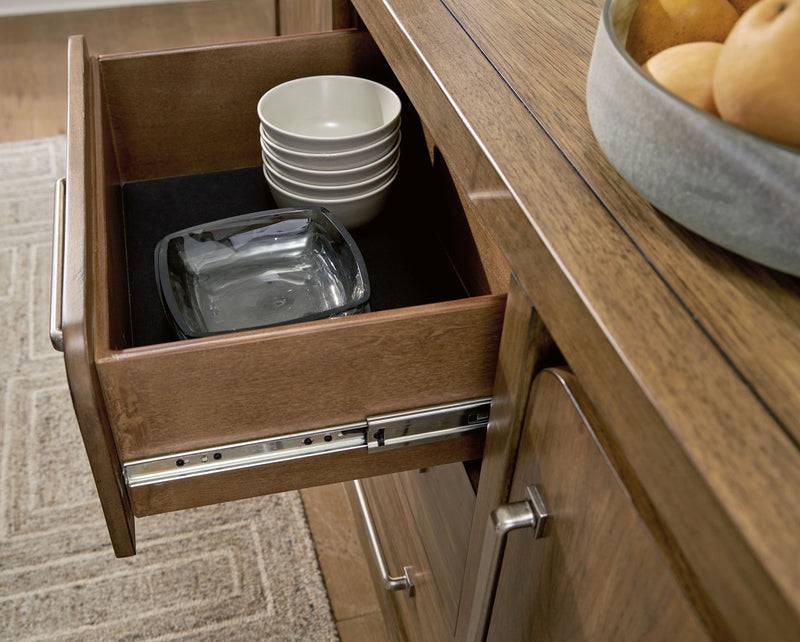 Cabalynn - Dining Room Server - Light Brown