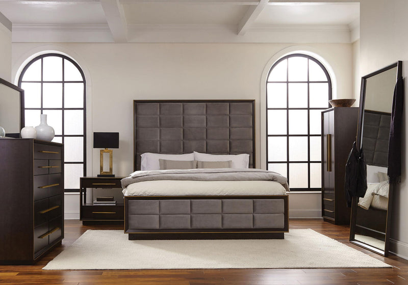 Durango 77-inch Queen Panel Bed Smoked Peppercorn