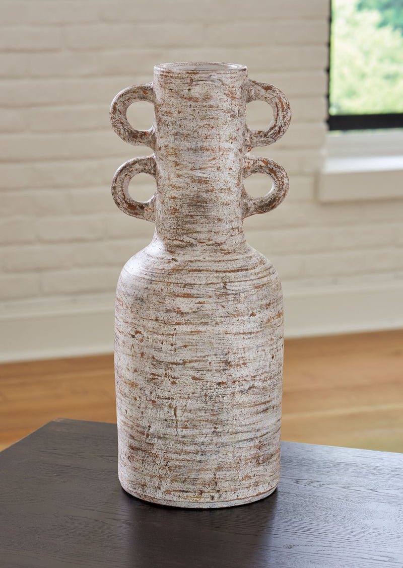 Wellbridge - Vase - Distressed White