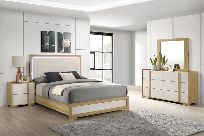 Hyland 4-piece Eastern King Bedroom Set Natural