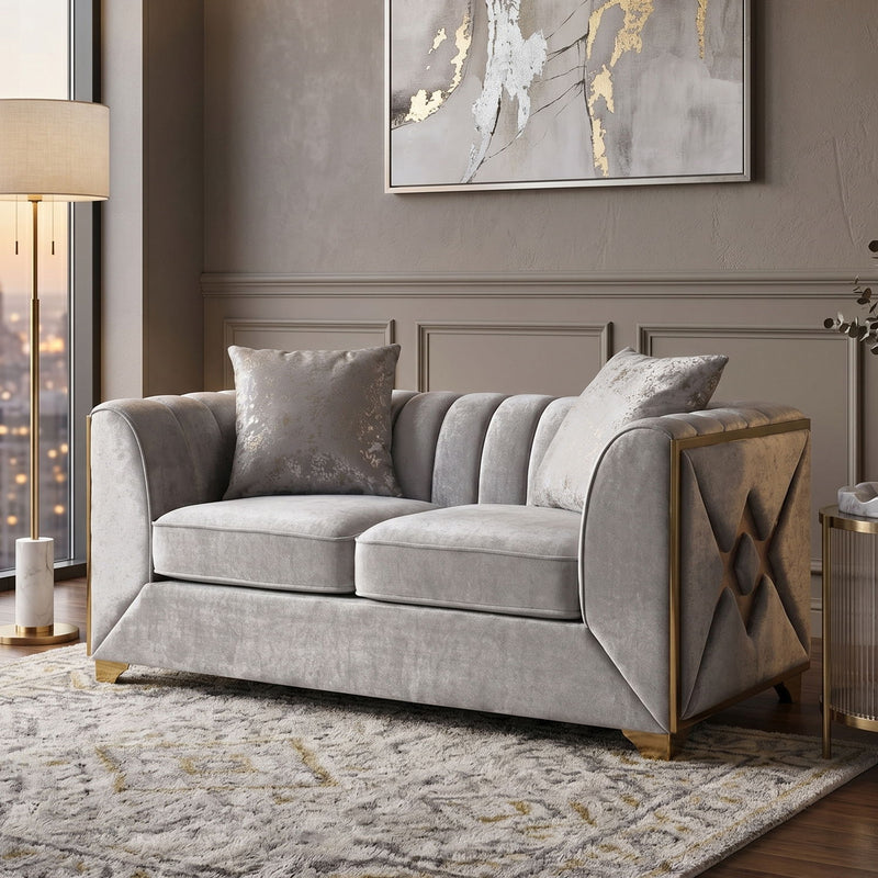 Velencia - Modern Style Loveseat