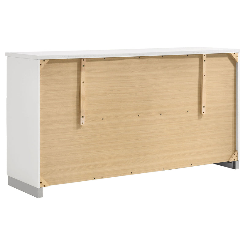 August - 6 Piece Queen Panel Bedroom Set With LED Lighting - White
