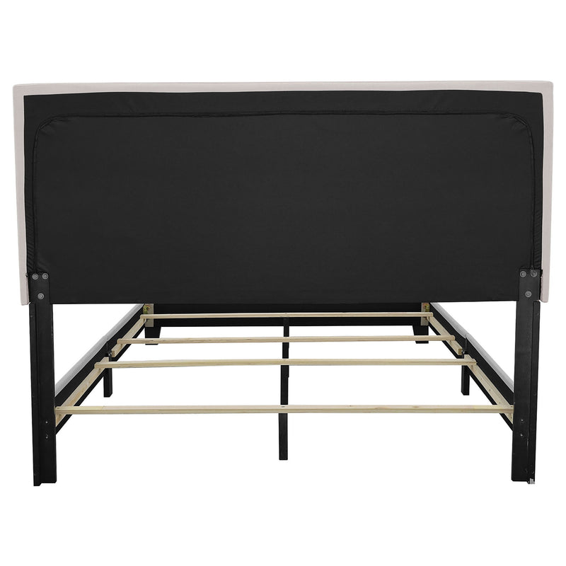 Guyancourt - Panel Bed