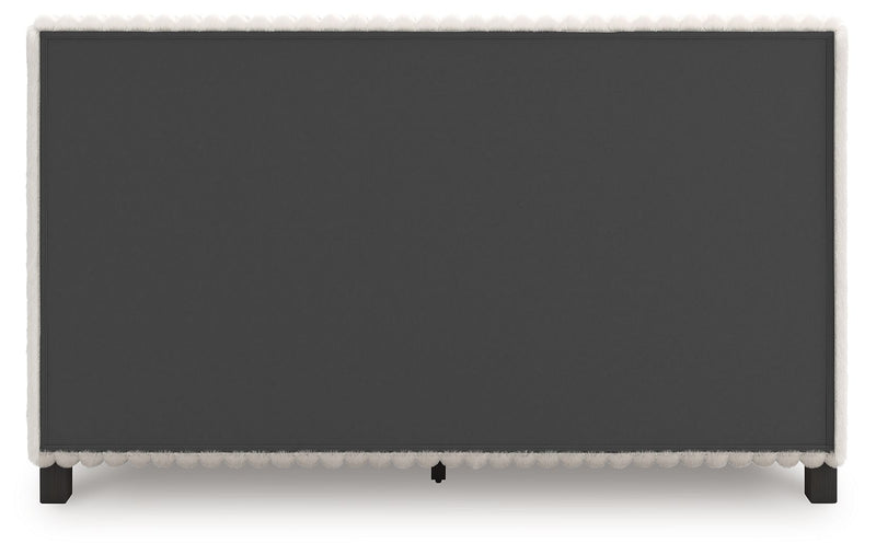 Zuraleus - Upholstered Bed