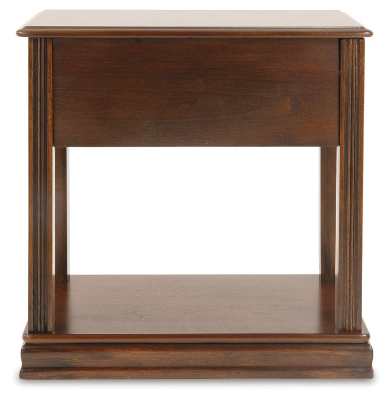 Breegin - Chair Side End Table - Removable Tray - Brown