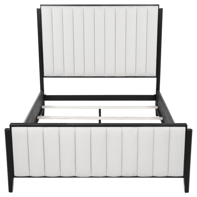 Ennis - Bed With Tufted Headboard
