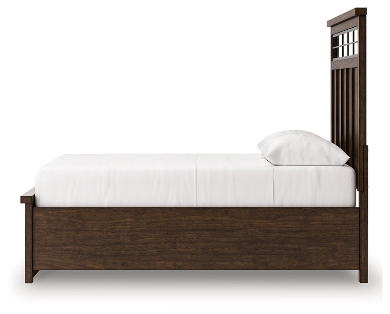 Taffenbrook - Panel Storage Bed