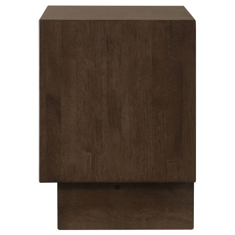 Hemlock - 2 Drawer Nightstand Bedside Table - Brown