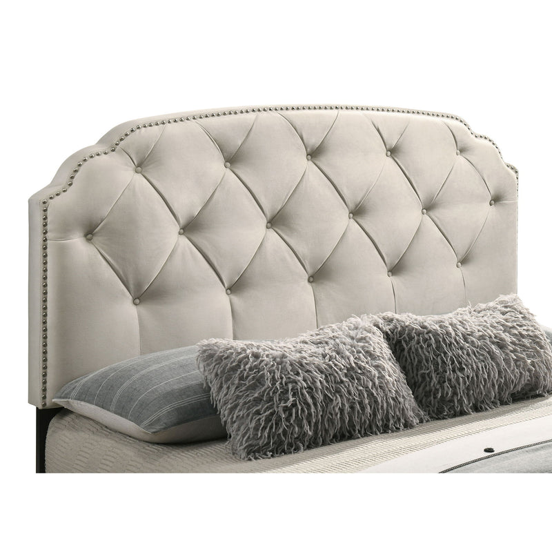 4 Drawer Upholstered Storage Bed With Button Tufting