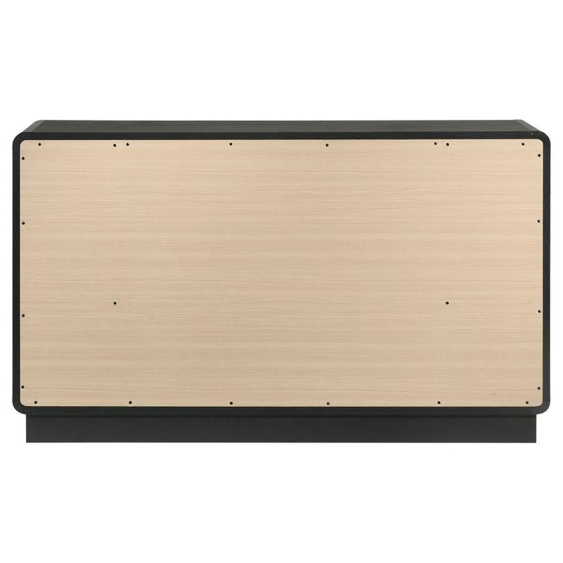 Cavelle - 6-Drawer Dresser